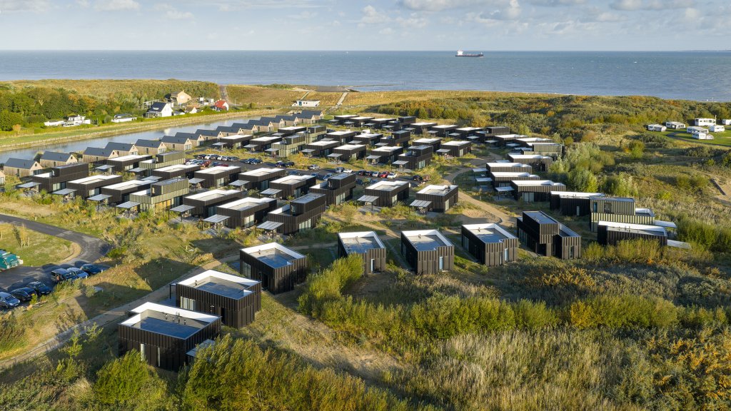 MOLECATEN PARK WATERDUNEN / Photo Production / Client: Swisspearl / Location: NL