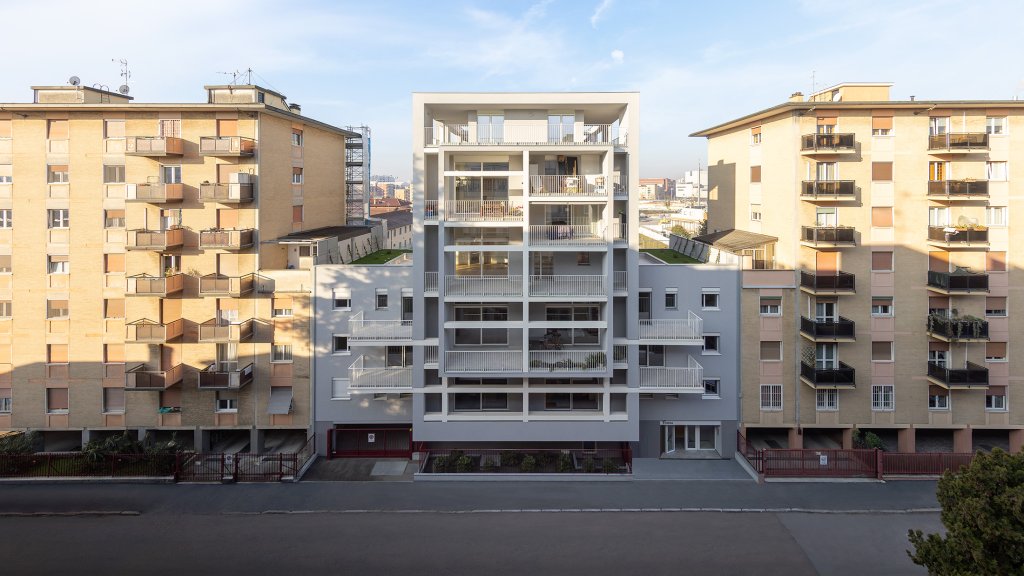 HOUSING COMPLEX / Photo Production / Client: Finstral / Location: ITALY