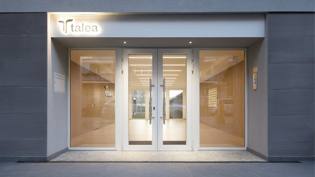 HOUSING COMPLEX / Photo Production / Client: Finstral / Location: ITALY