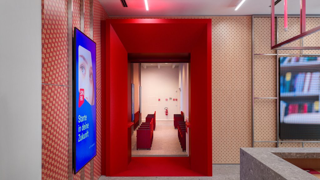 SPARK SPACES - PHOTO + VIDEO PRODUKTION / Client: Sparkasse